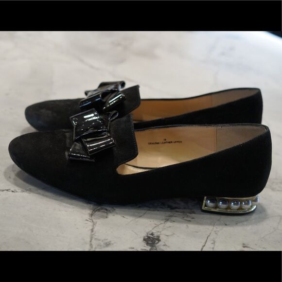 Flats With Pearl Accent - Picture 4 of 5